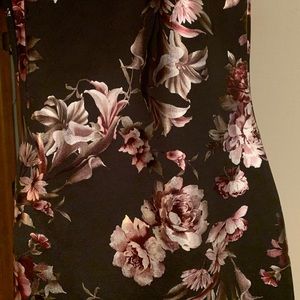 Fancy Floral Dress Size Small